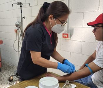 Jornada de limpiezas dentales y aplicación de flúor